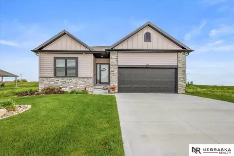 10414 S 209 St, Gretna, NE 68028
