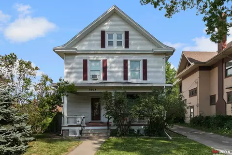 1608 S 23 St, Lincoln, NE 68502