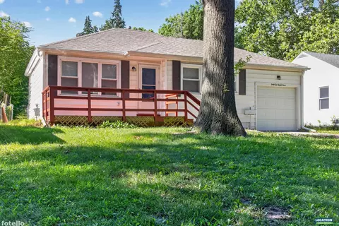 4233 D St, Lincoln, NE 68510
