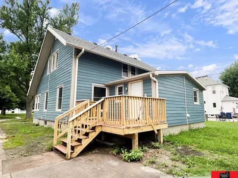 Exterior - 330 Pearl St, Lyons, NE 68038 photo 6 of 6