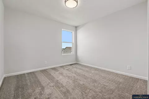 Bedroom - 17604 Willit St, Bennington, NE 68007 photo 4 of 6