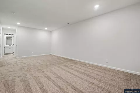 Bedroom - 17604 Willit St, Bennington, NE 68007 photo 5 of 6