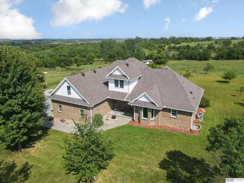 561 S 26th Rd, Syracuse, NE 68446