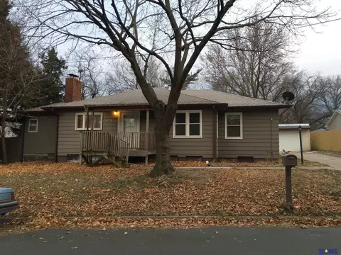 4715 Pawnee St, Lincoln, NE 68506