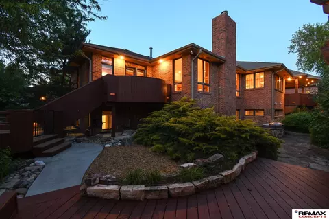 4845 Old Creek Rd, Lincoln, NE 68516