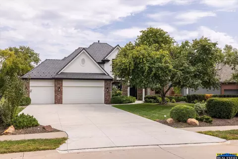 1801 S 186 St, Omaha, NE 68130