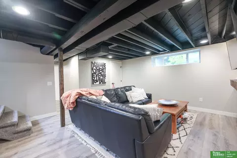 Other - 641 E 9th St, York, NE 68467 photo 2 of 2