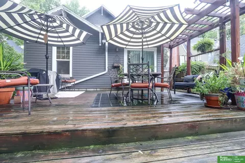 Exterior - 641 E 9th St, York, NE 68467 photo 7 of 13