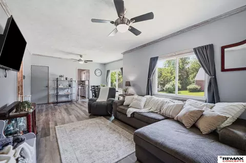 6403 Leighton Ave, Lincoln, NE 68505
