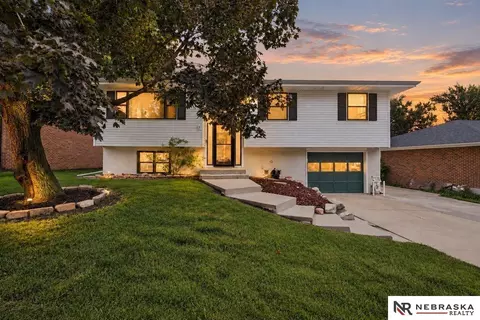 7208 Leighton Ave, Lincoln, NE 68507