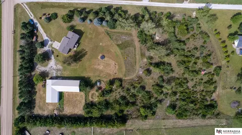 1366 Quail Run Cir, Firth, NE 68358