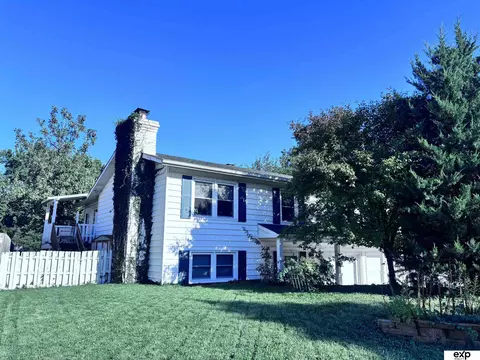 4105 N 101st St, Omaha, NE 68134