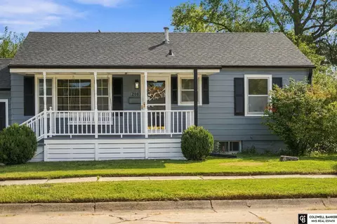 Exterior - 200 N 18th St, Beatrice, NE 68310 photo 5 of 8