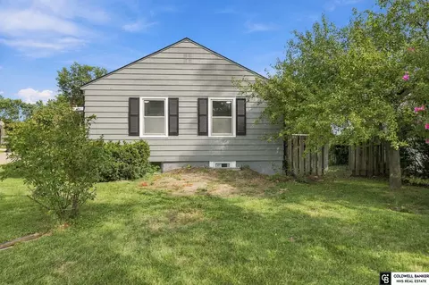 Exterior - 200 N 18th St, Beatrice, NE 68310 photo 8 of 8