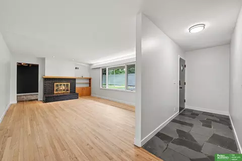 Living - 11418 Pierce St, Omaha, NE 68144 photo 2 of 3