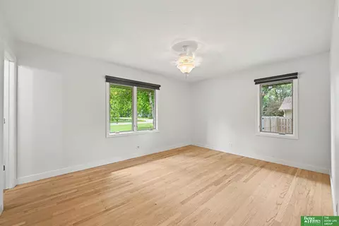 Bedroom - 11418 Pierce St, Omaha, NE 68144 photo 1 of 4