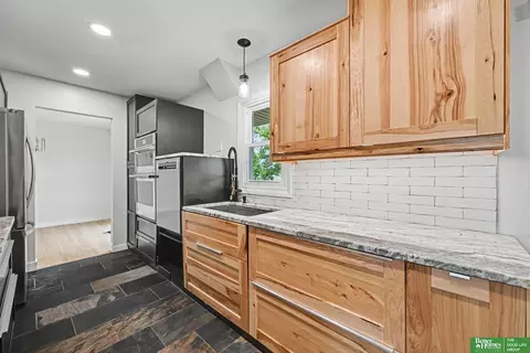 Kitchen - 11418 Pierce St, Omaha, NE 68144 photo 2 of 2