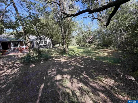 Exterior - 1002 N E St, Fairfield, NE 68938 photo 24 of 41