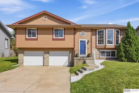 15528 Margo St, Omaha, NE 68138