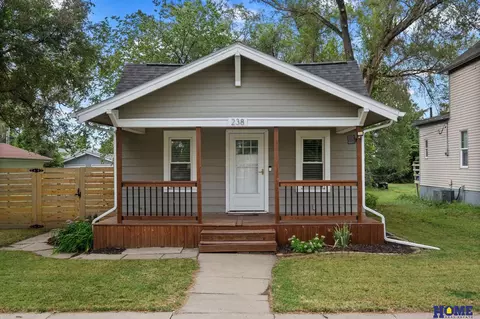 238 B St, Lincoln, NE 68502