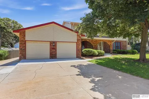 3629 S 107th Avenue Cir, Omaha, NE 68124
