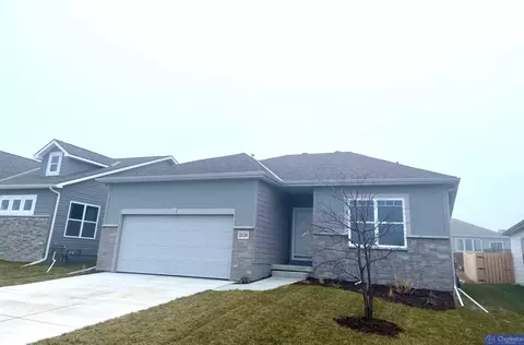 20926 Sedona St, Gretna, NE 68028