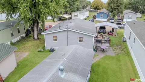 1323 W Arlington Ave #111, Lincoln, NE 68522