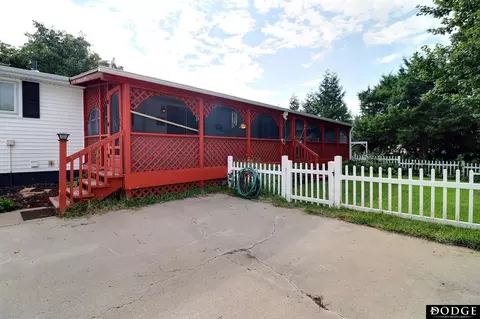 Exterior - 409 11th St, Scribner, NE 68057 photo 1 of 3