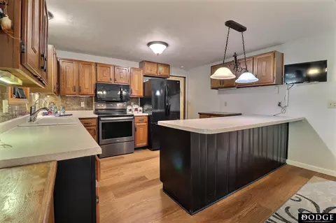 Kitchen - 409 11th St, Scribner, NE 68057 photo 3 of 4