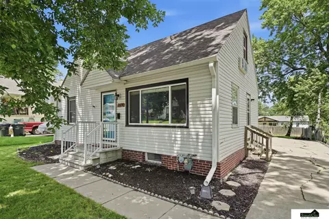 3600 Melrose Ave, Lincoln, NE 68506