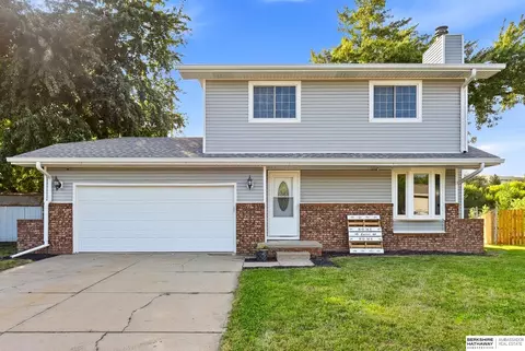 13006 S 24th Cir, Bellevue, NE 68123