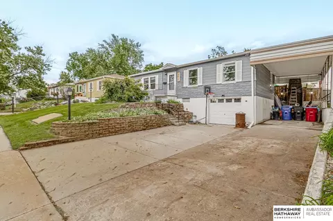 7411 S 73rd Ave, La Vista, NE 68128