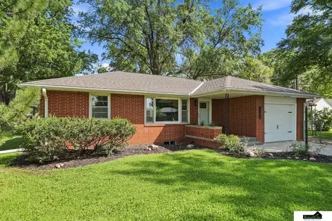 5800 Normal Blvd, Lincoln, NE 68506