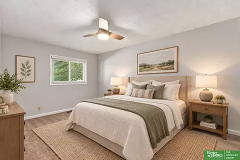 Bedroom - 910 Wolf Ln, Bellevue, NE 68005 photo 2 of 3