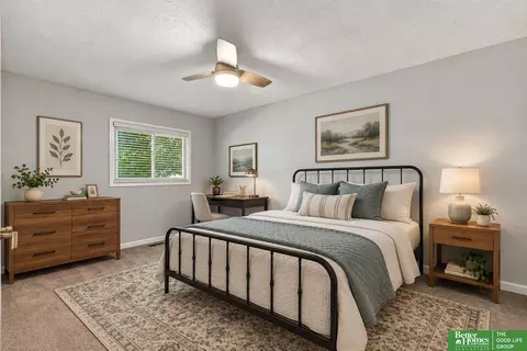 Bedroom - 910 Wolf Ln, Bellevue, NE 68005 photo 3 of 3