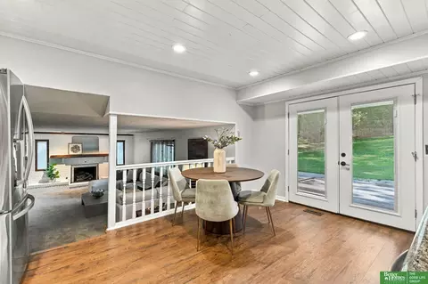 Dining - 910 Wolf Ln, Bellevue, NE 68005 photo 1 of 7