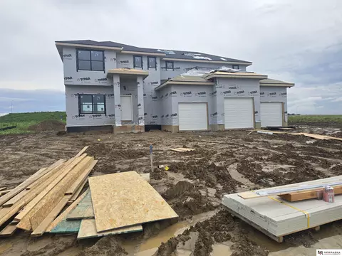 10401 N 160 St, Bennington, NE 68007