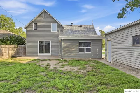 Exterior - 509 Elk St, Hooper, NE 68031 photo 5 of 7