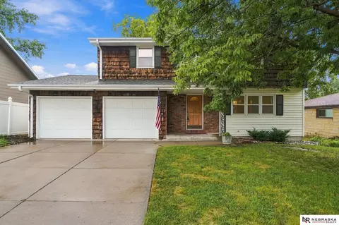 425 S 52nd St, Lincoln, NE 68510