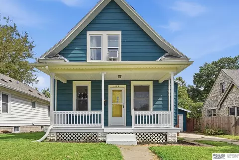 1829 N 49th St, Omaha, NE 68104
