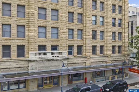 100 N 12th St #901, Lincoln, NE 68508