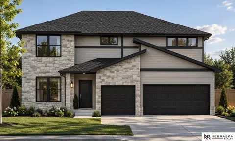 5015 Falcon Dr, Bellevue, NE 68133