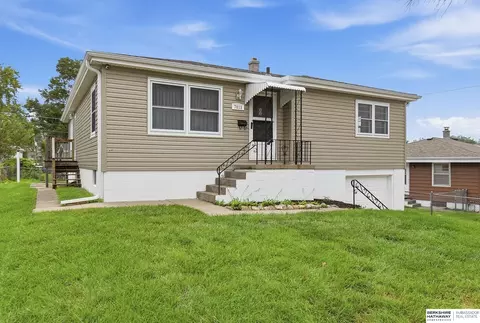 7013 S 41 St, Bellevue, NE 68147