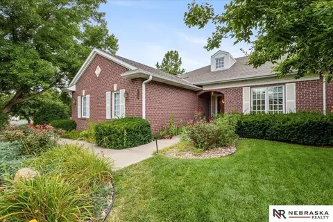 3539 Cape Charles Rd, Lincoln, NE 68516