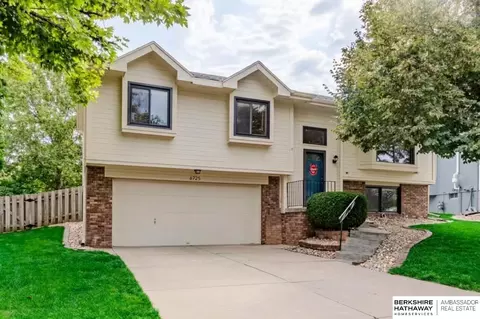 6725 N 108 Ave, Omaha, NE 68164