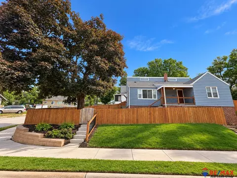 3021 N 42 St, Omaha, NE 68111