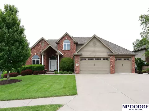 7160 N 122 Ave, Omaha, NE 68142