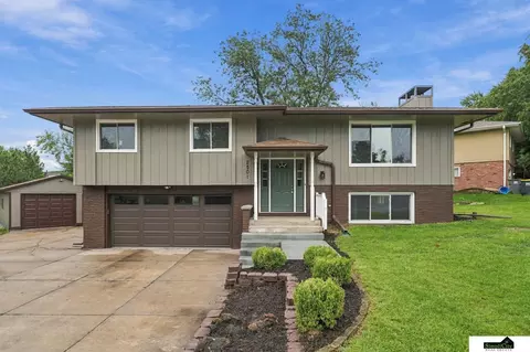2501 Jameson N, Lincoln, NE 68512