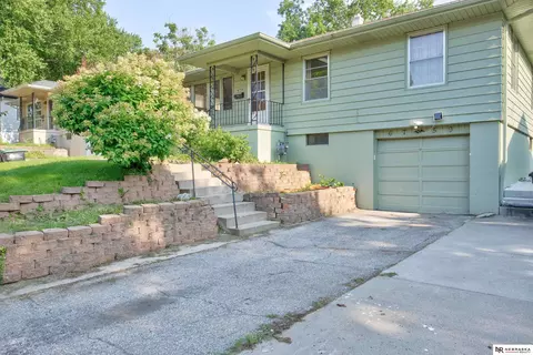 6759 Lafayette Ave, Omaha, NE 68132