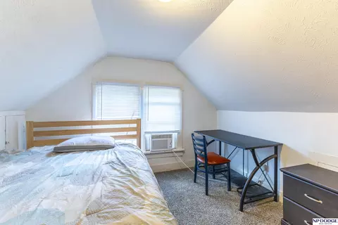 Bedroom - 3341 Meredith Ave, Omaha, NE 68111 photo 2 of 7